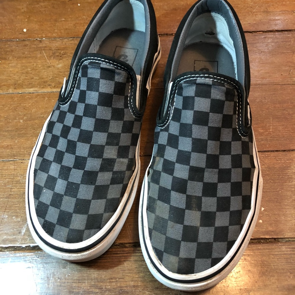 Vans slip on checkered